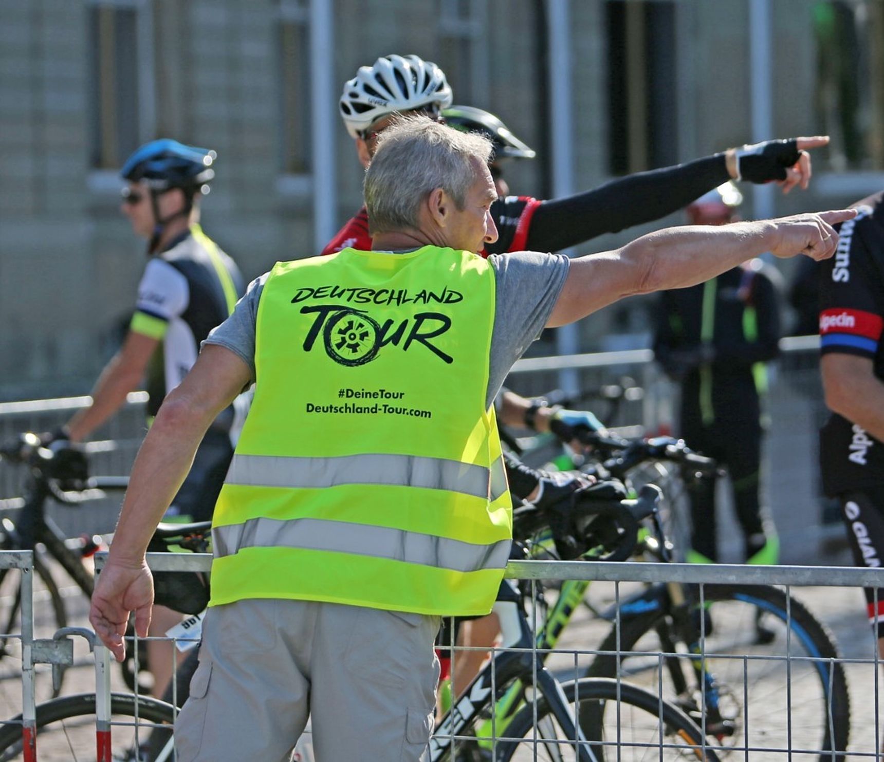 Helfer bei der Deutschland Tour